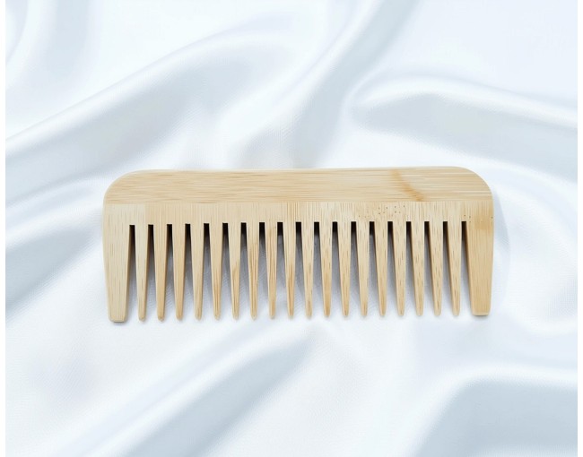 Peigne à cheveux en bambou