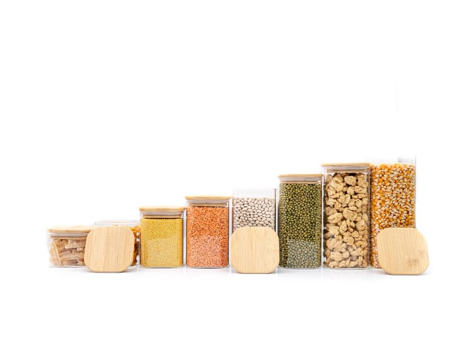 Narrow square storage jars, individually Ø8cm