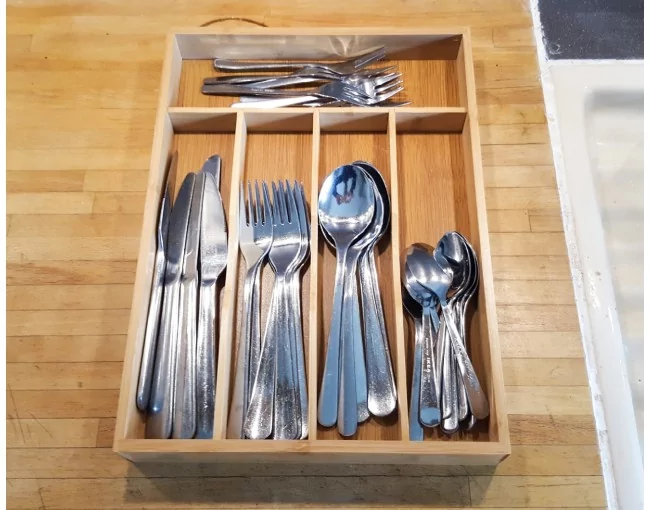 Besteckkasten aus Bambus 5 Fächer