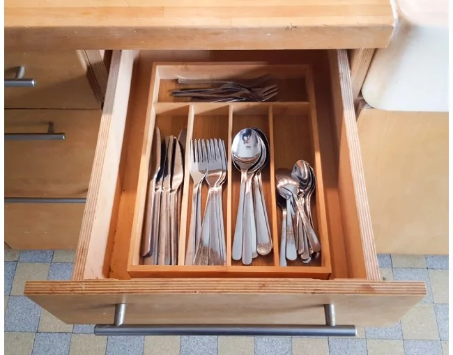 Besteckkasten aus Bambus 5 Fächer