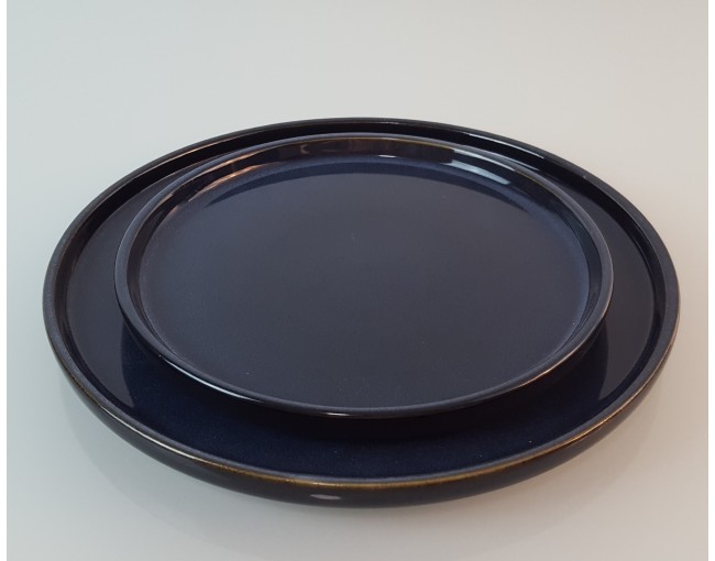 Dessert plate dark blue made of ceramic