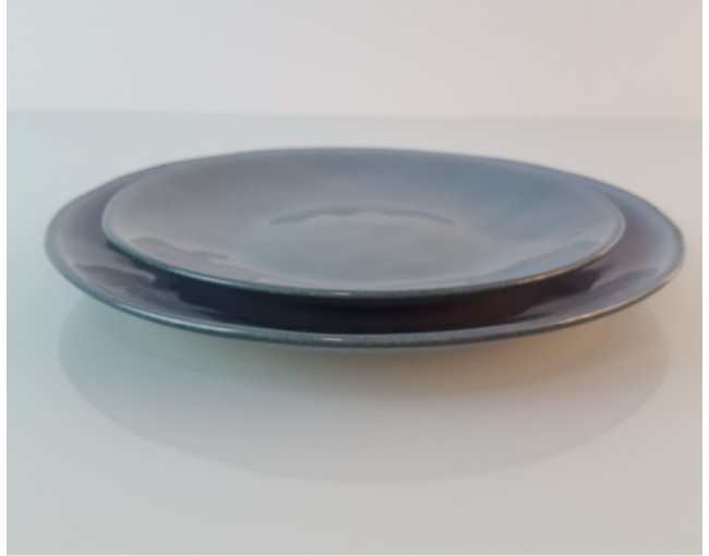 Green-blue ceramic dessert plate