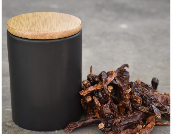 Elegant spice containers made of ceramic and bamboo, set of 8