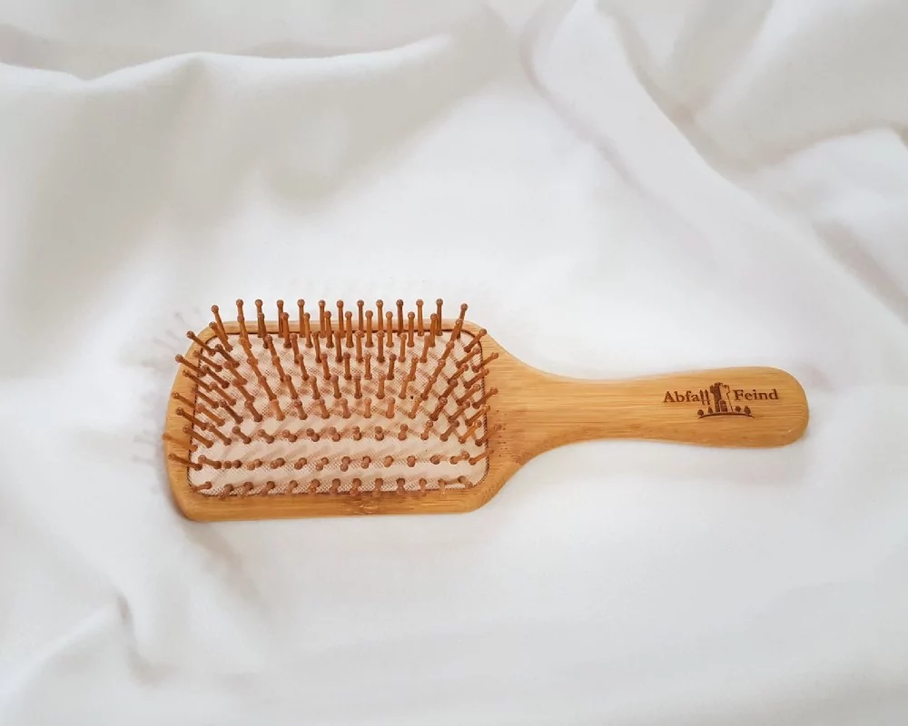Grosse Haarbürste aus Bambus