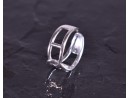 Silberring mit geometrischer Linienführung
