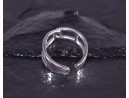 Silberring mit geometrischer Linienführung
