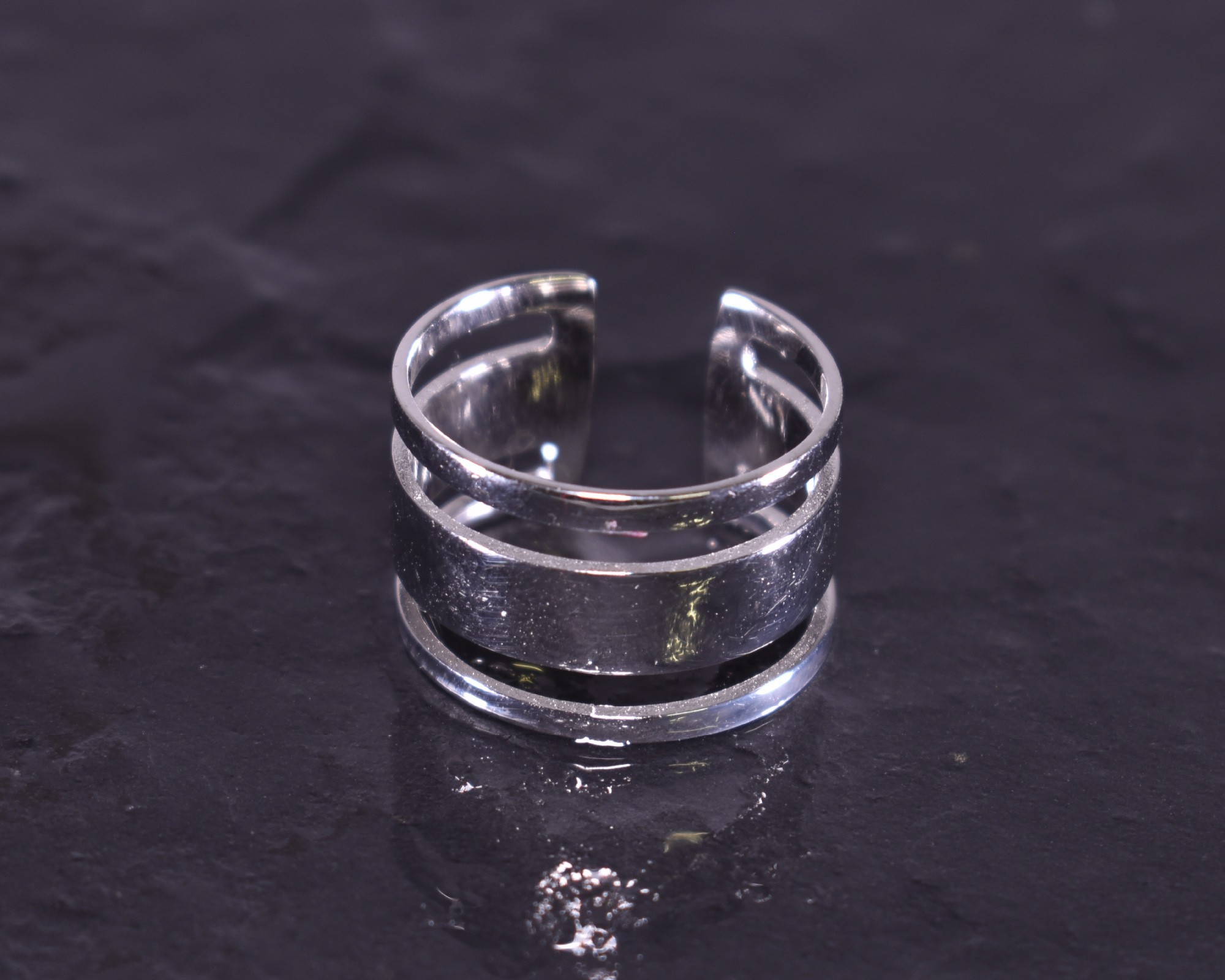 Silberring mit drei Ebenen offen