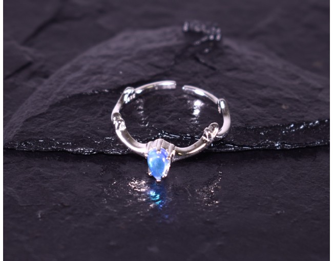 Offener Silberring mit blauem Kristall