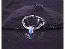 Offener Silberring mit blauem Kristall