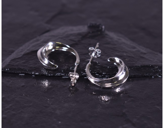 Anschmiegsame Silberohrstecker