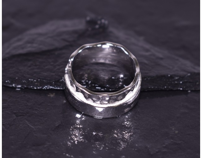 Dualistisch designter Silberring