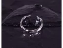 Elegant gewundener Silberring