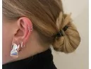 Glänzender Silberohrstecker spiralförmig