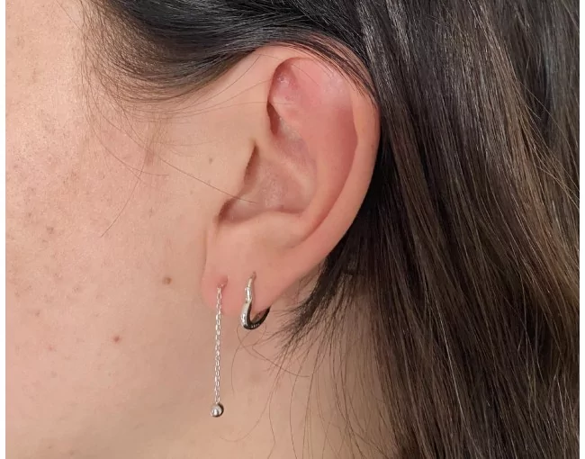 Lange Silberohrstecker mit Kugel