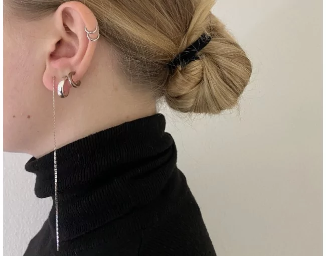 Lange stylische Silberohrhaken