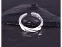 Matter Silberring mit gedrehtem Design