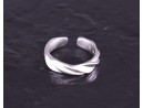 Matter Silberring mit gedrehtem Design