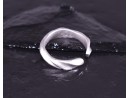 Matter Silberring mit gedrehtem Design
