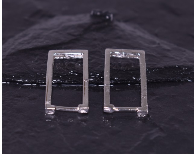 Moderne Silberohrringe mit rechteckiger Form