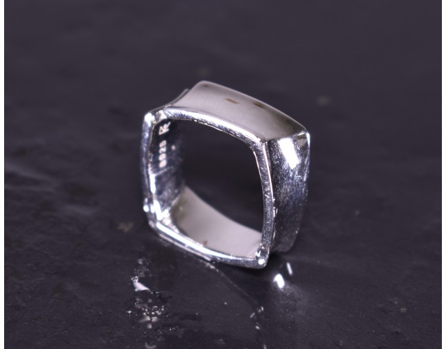 Quadratisch moderner Silberring offen