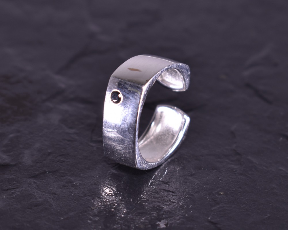 Quadratischer Silberring offen