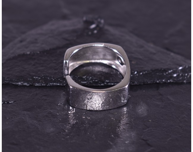 Quadratischer Silberring offen