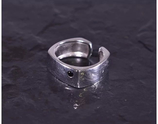 Quadratischer Silberring offen