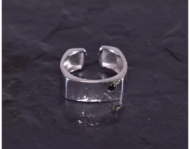 Quadratischer Silberring offen