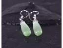 Silberohrhänger mit grünem Opal in Tropfenform