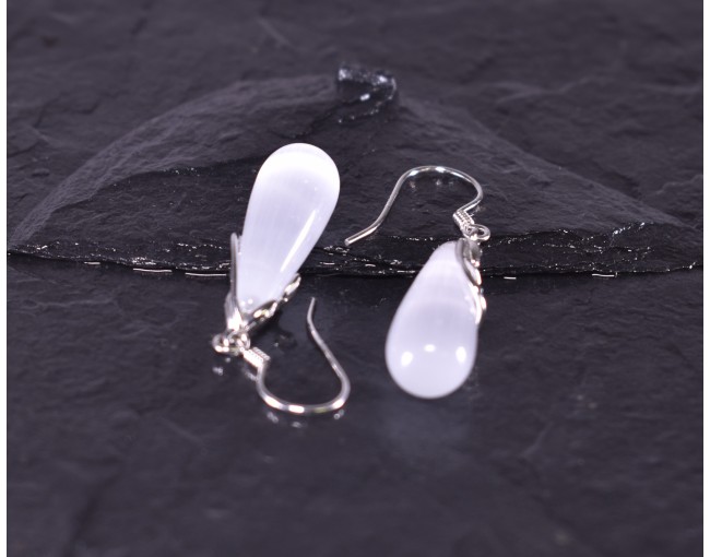 Silberohrhänger mit Katzenauge Opal