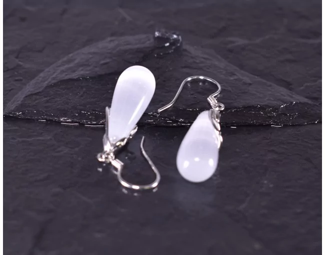 Silberohrhänger mit Katzenauge Opal