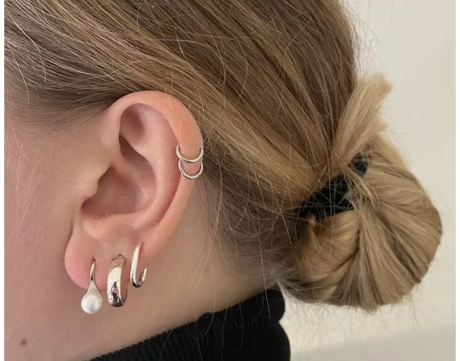 Silberohrhänger mit Perle
