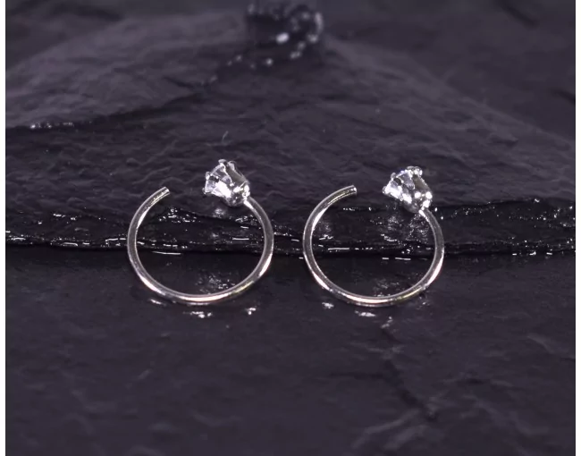 Silberohrring mit Zirkonstein