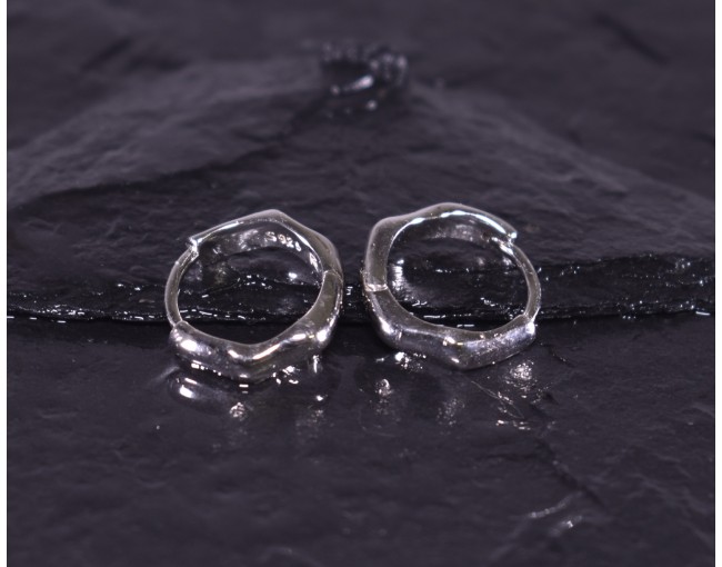 Silberohrringe mit abgerundeter Sternform