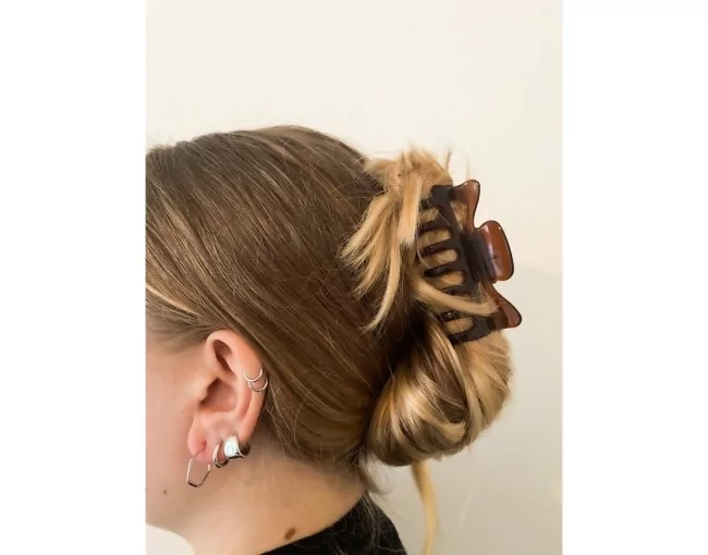 Silberohrstecker mit geometrischer Sternform