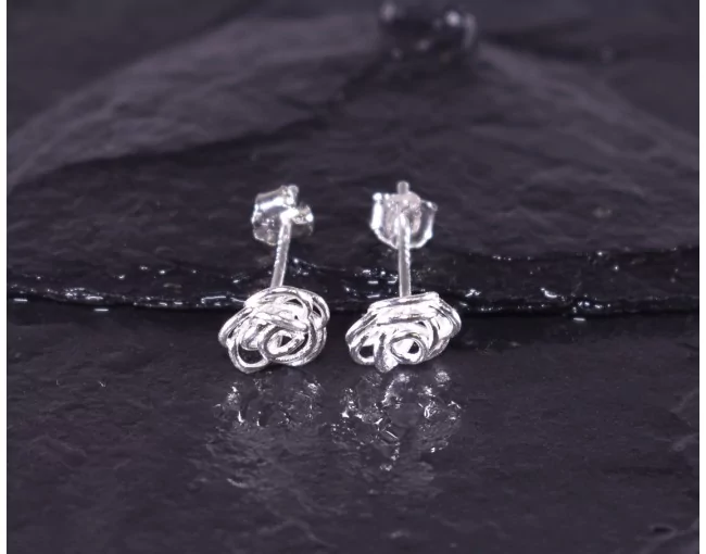 Silberohrstecker mit Rosen