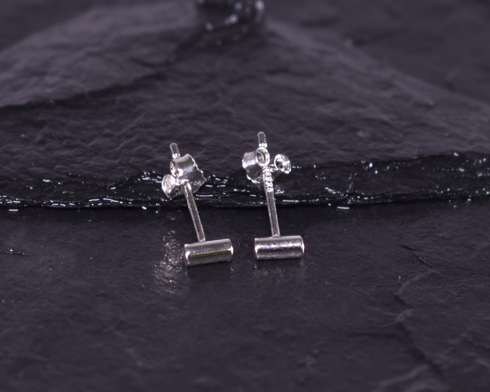 Silberohrstecker mit Zylinderform