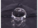 Silberring im Punk Design