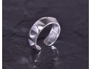 Silberring im Punk Design