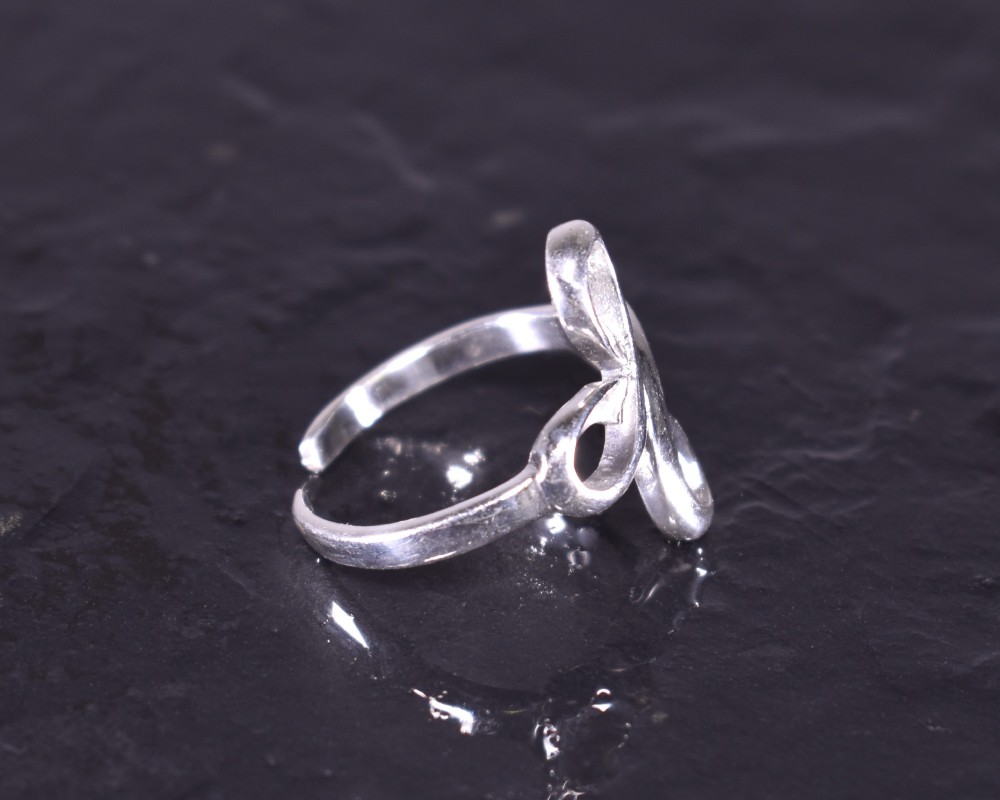 Silberring mit Kleeblattmotiv