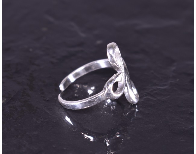 Silberring mit Kleeblattmotiv