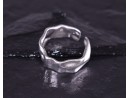 Silberring mit verknittertem Style