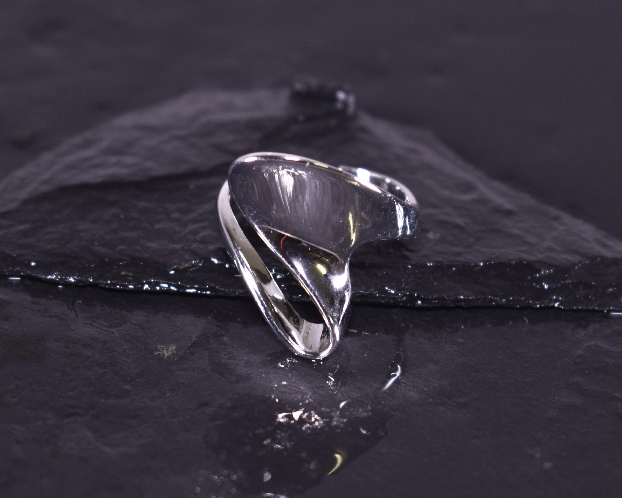 Stylischer Silberring offen