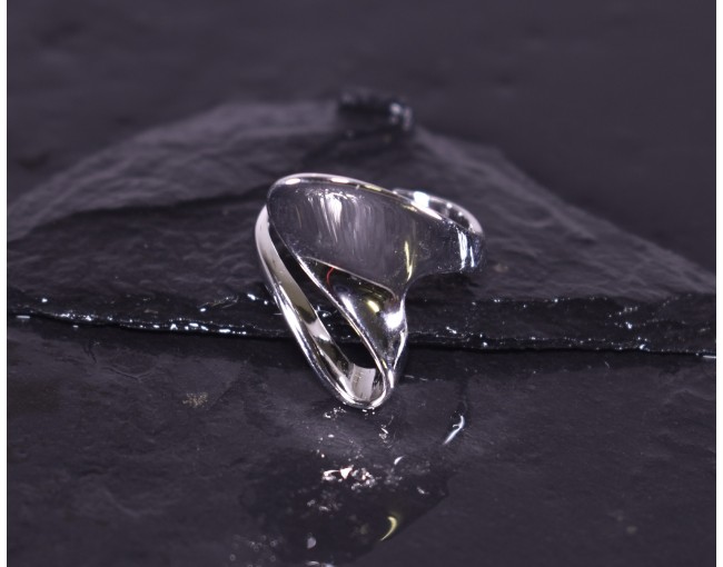 Stylischer Silberring offen