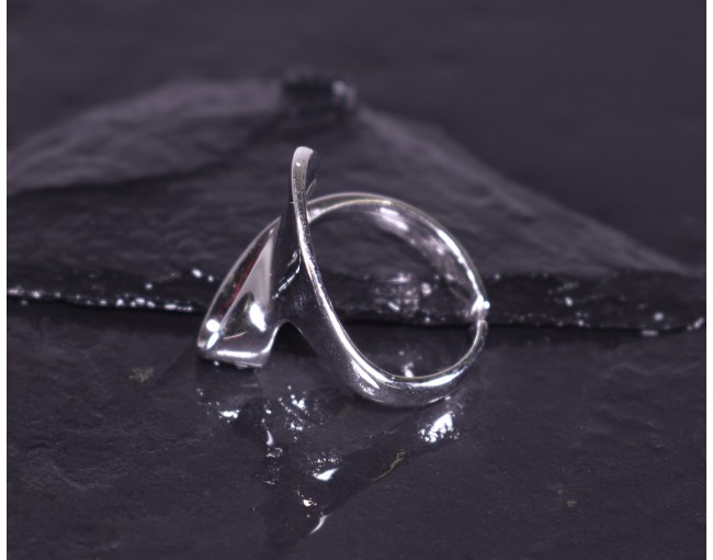 Stylischer Silberring offen