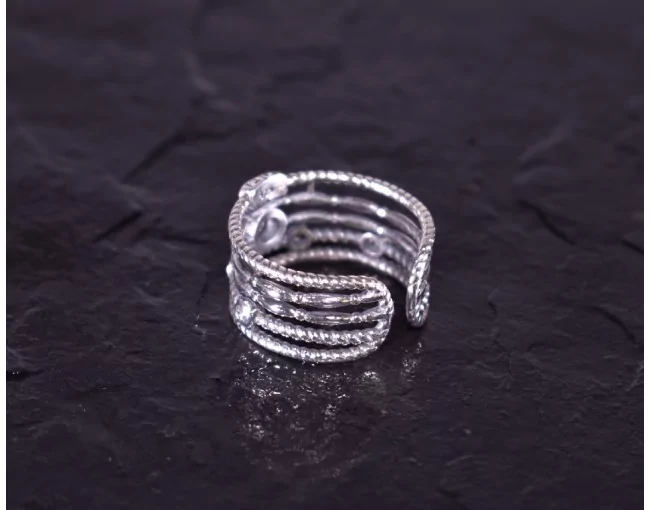 Vintage Silberring mit mehreren verzierten Ebenen