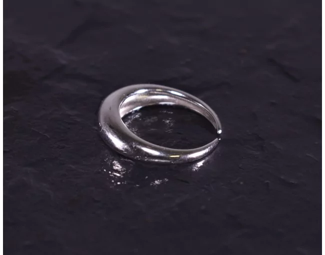 Zeitlos eleganter Silberring