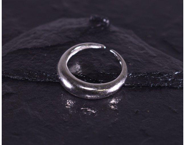 Zeitlos eleganter Silberring